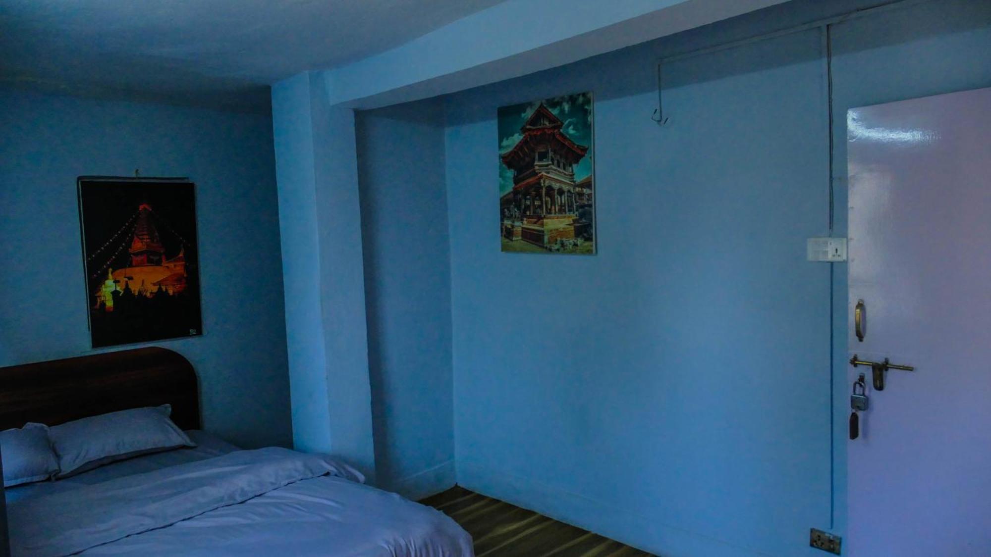 Hello Ktm Hostel Katmandu Zewnętrze zdjęcie